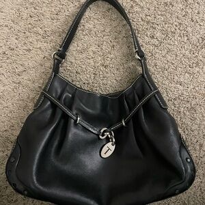 Tod’s Black Leather shoulder Bag